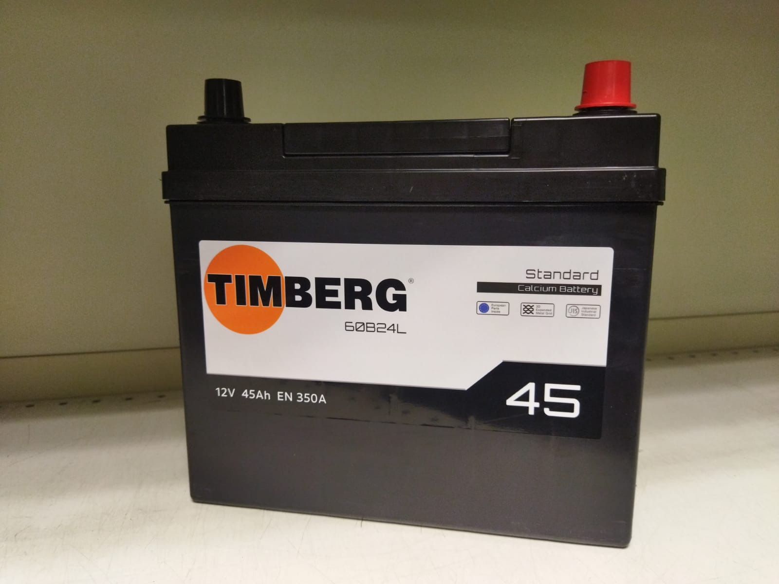 Аккумулятор автомобильный Timberg STANDARD TS450J 6СТ-45VL 45 Ач обр.
