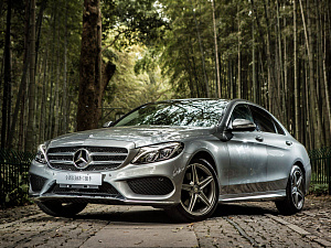 Аккумуляторы для Mercedes C-Klasse W205 Sedan 2014-2021